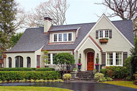 tudor color schemes|tudor house exterior colors.